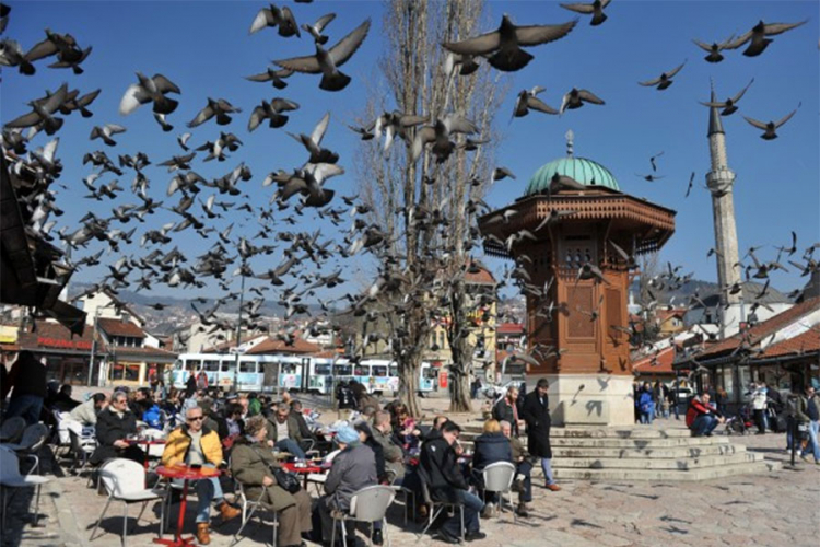 Turisti pohrlili u BiH