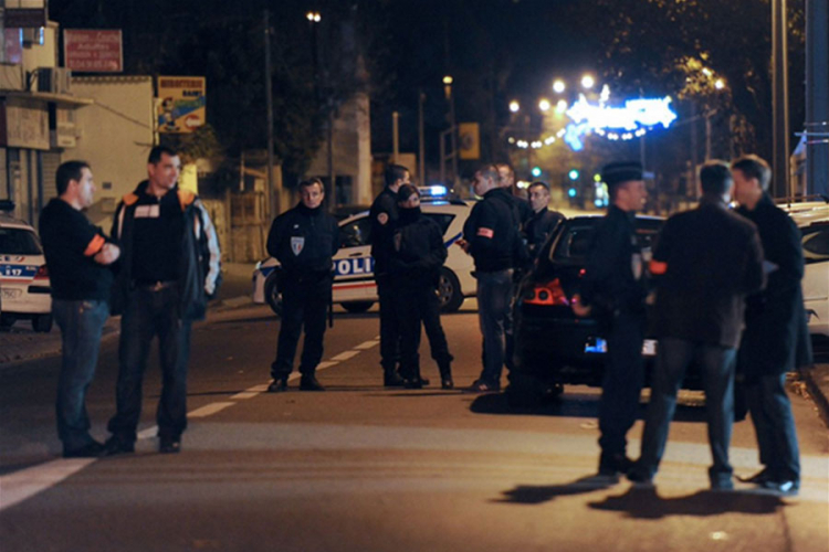Drama u Francuskoj: Naoružan upao u dom za monahe, jedna osoba mrtva (VIDEO)