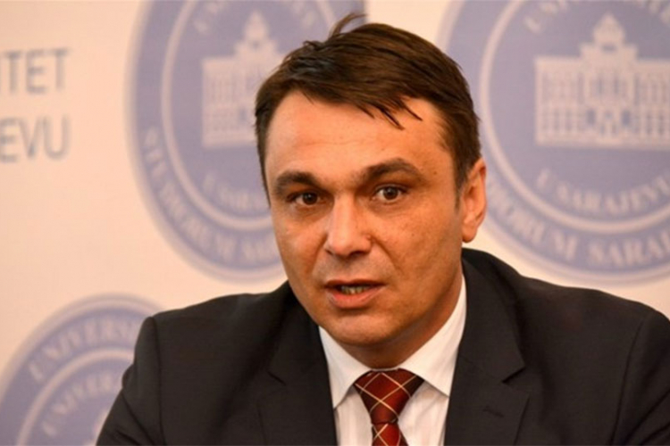 SDA upozorio Ahmetovića pred isključenje iz stranke