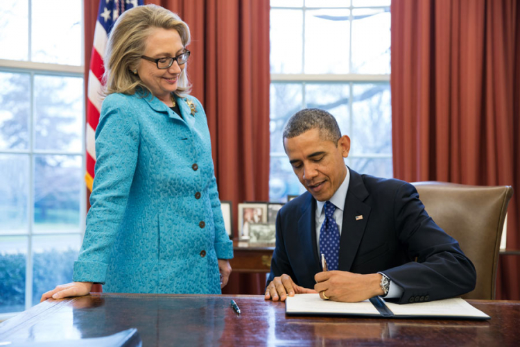 Obama ubijedio Hilari da prizna poraz?