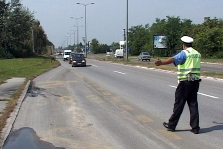 Za sedam dana iz saobraćaja isključeno 86 vozača