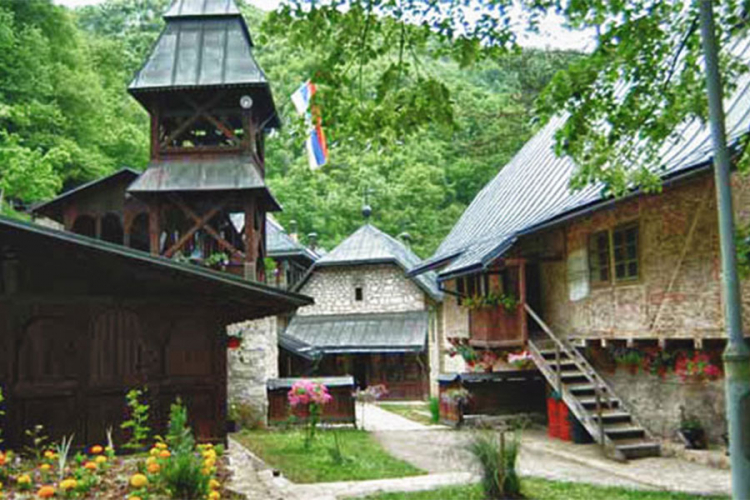 Uređivali crkvenu portu pa pronašli bunar