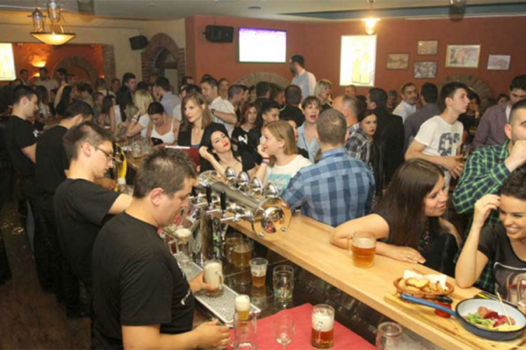 Rad kafana u Banjaluci produžuje se za tri sata