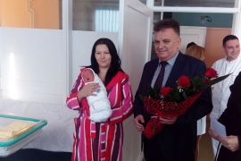 Ivana Gajić na svijet donijela sedmo dijete