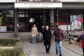 Studenti u Banjalučkom domu "Nikola Tesla" griju se fenom