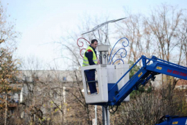 Stari novogodišnji ukrasi ponovo na gradskim trgovima