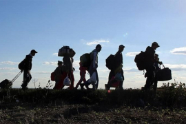 EK: Migrante od marta treba slati nazad u Grčku