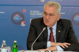 Nikolić: Hrvati se nadmeću ko će više da uvredi Srbiju