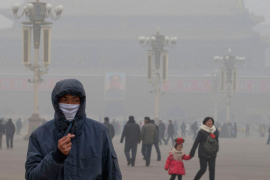 Zbog aerozagađenja 700 kompanija obustavilo rad u Pekingu