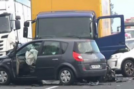 Francuska: U stravičnoj nesreći učestvovalo 40 vozila (VIDEO)