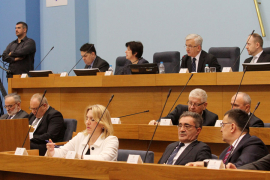 Opoziciju i vlast posvađale reforme