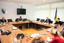 Političari ništa ne čine na reformi javne uprave