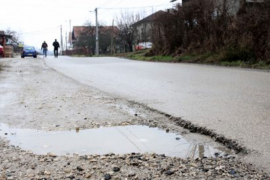Sanacija bankina u tri ulice