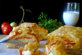 Rolat pita sa sirom i šunkom
