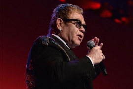 Elton Džon odao počast Džordžu Majklu (VIDEO)