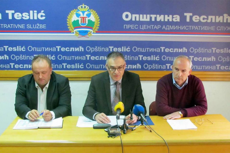 Miličević: Opozicija očajničkim potezima kažnjava građane i Teslić 