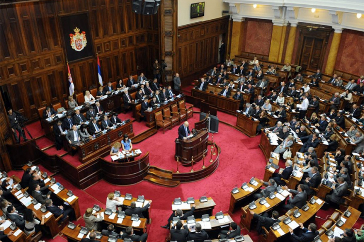 Srbija: Usvojen budžet za 2017. godinu