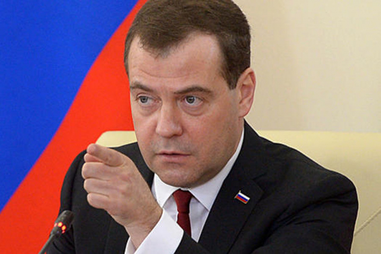 Medvedev: Kazniti vinovnike napada u Istanbulu