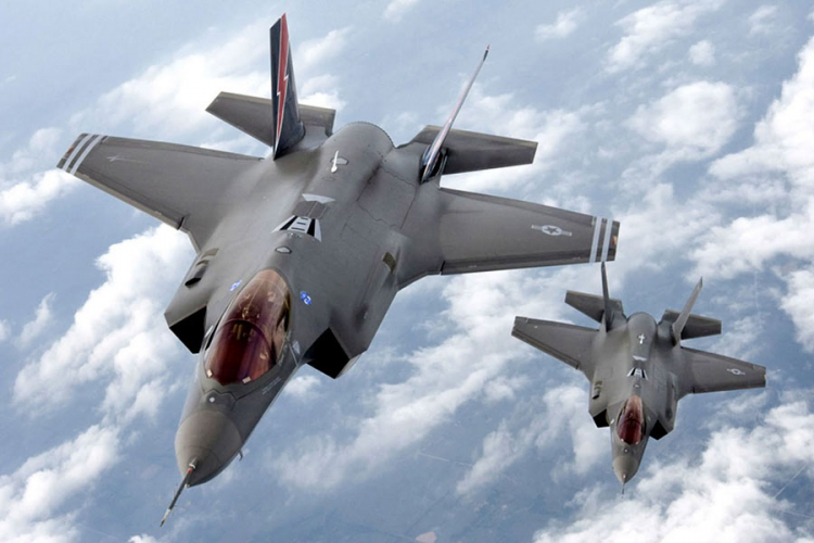 Tramp jednim tvitom oborio cijenu proizvođača F-35