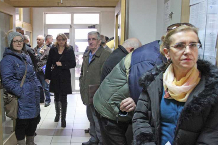 Građani nagrnuli po dokumente za legalizaciju