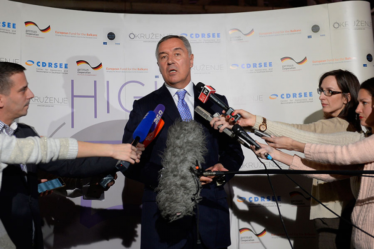 Ðukanović: Ostajem u politici, iz druge pozicije