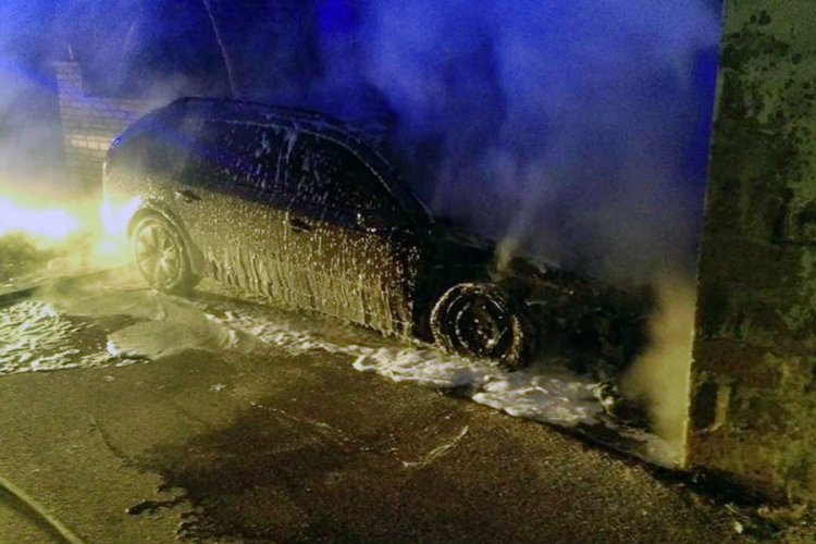 Izgorjelo auto u Trebinju