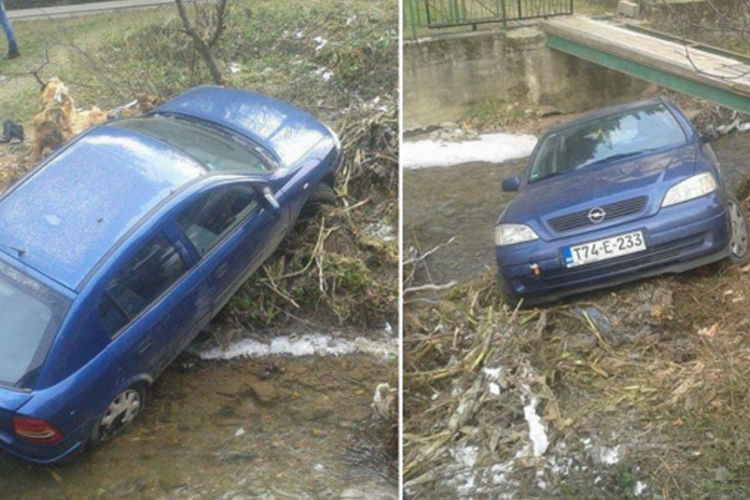 Ilijaš: Automobil sletio s puta i završio u rijeci