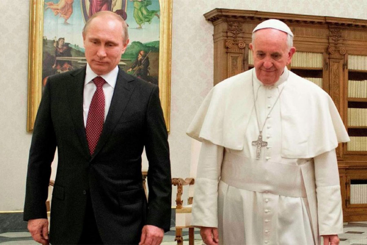 O čemu su razgovarali Putin i papa