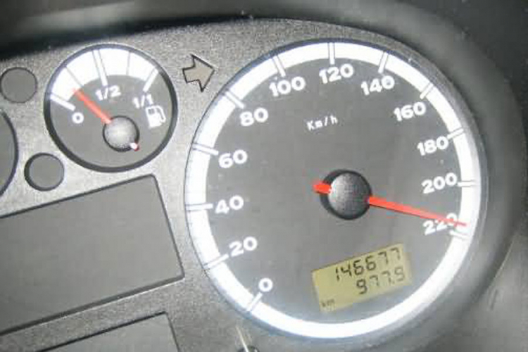 Dvojica državljana BiH kroz Hrvatsku vozili 217 km/h