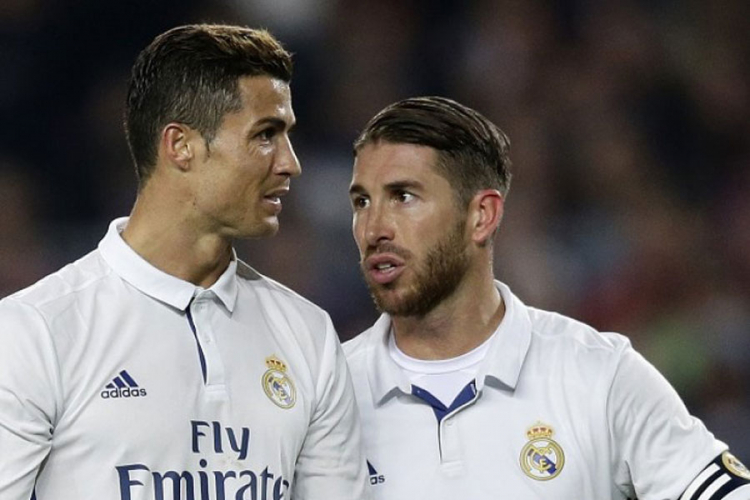 Ronaldo i Ramos ismijavali sudiju (VIDEO)