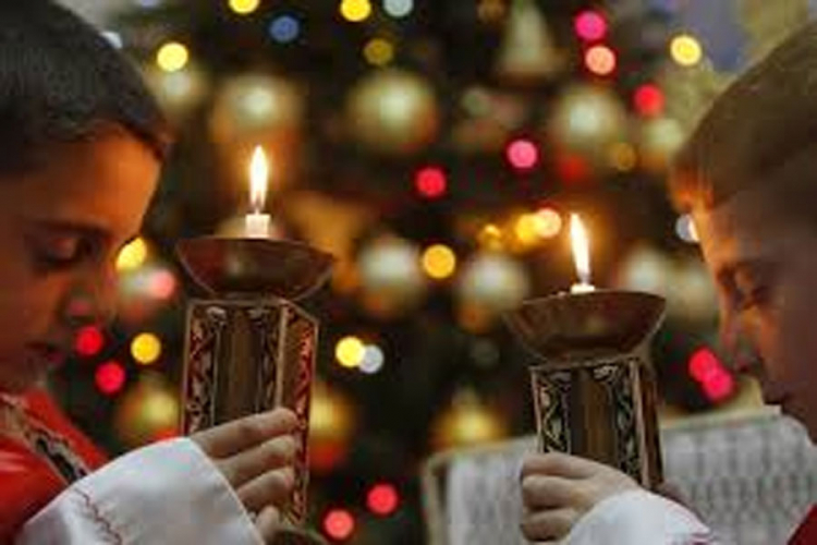 Rimokatolici slave Badnji dan - Jevreji večeras dočekuju Hanuku