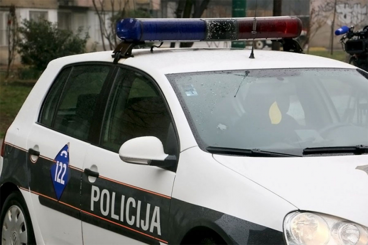 Porodična tragedija kod Bihaća: Ubio rođaka zbog međe