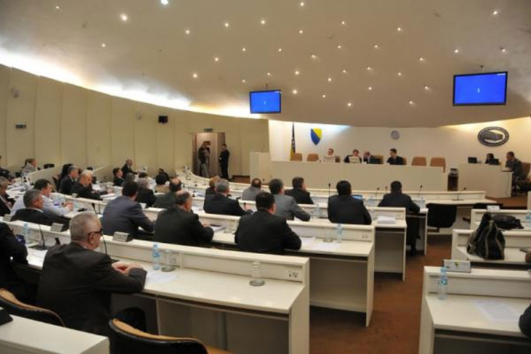 Poslanici odbili prijedlog zakona o lijekovima
