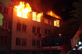 Požar na stambenoj zgradi


