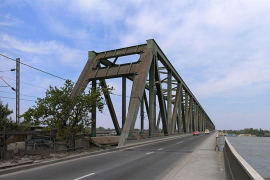 Žena skočila sa Pančevačkog mosta u Beogradu