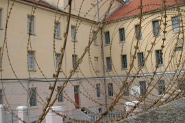 Uhvaćena 34 odbjegla zatvorenika