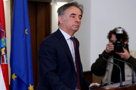 Šta su Pupovac i Vučićev izaslanik na božićnom prijemu poručili ...