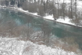 Kod Zvornika zaledila rijeka Drina