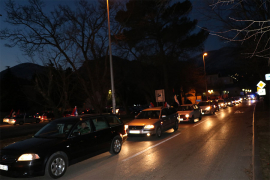 Kolona automobila u Trebinju slavila Dan Republike (FOTO)