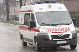 Povrijeđen maloljetnik, suvozač u kombiju