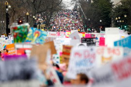 Globalni protesti: U Vašingtonu 500.000 ljudi protiv Trampa (FOTO ...