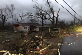 Tornado pogodio jug Misisipija, četvoro mrtvih (FOTO, VIDEO)