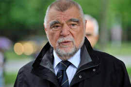 Mesić se pravda i okrivljuje HDZ za izjavu o Jasenovcu