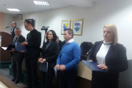 Ministarka postala hit na internetu zbog biografije (FOTO)