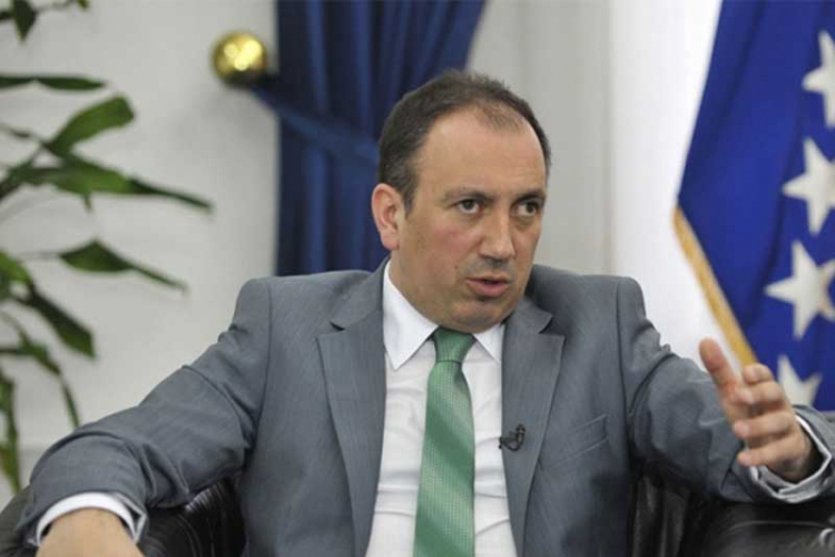 Crnadak: BiH privržena borbi protiv terorizma