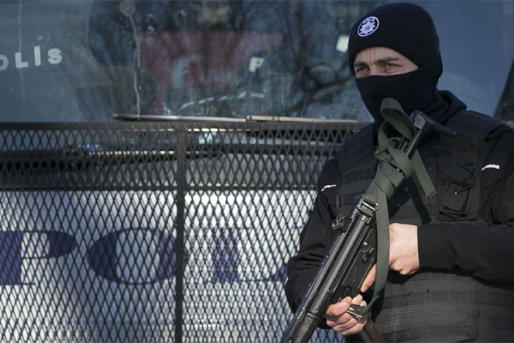 Otkriven uzrok pucnjave u džamiji u Istanbulu