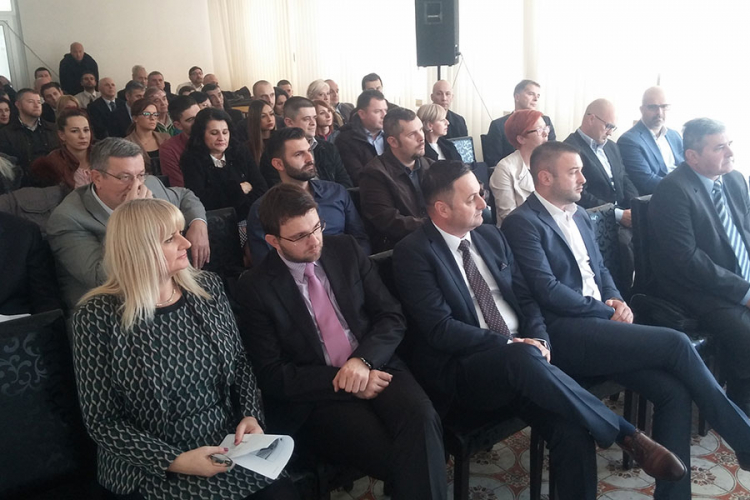 U Brčkom održan skup logističara LOGIN 09