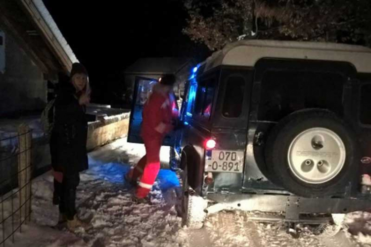 Drama kod Konjica: Trudnica u posljednji trenutak spasena iz zavejanog sela Lučica