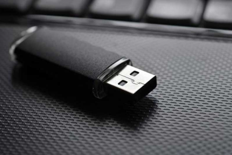 Proizveden USB od dva terabajta