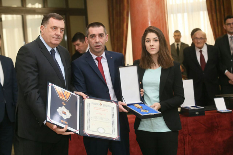 Željko Kopanja posthumno odlikovan (FOTO)